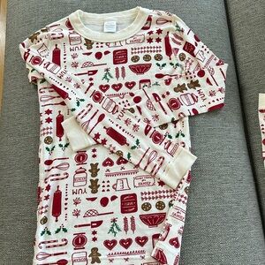 Hanna Anderson pajama set